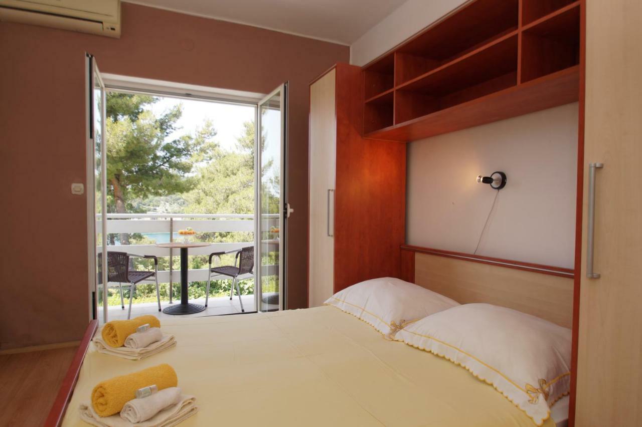 Vita Apartments Zrnovo Kültér fotó